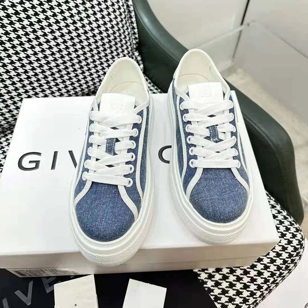 Givenchy City Platform Sneakers in Denim for Women in Blue