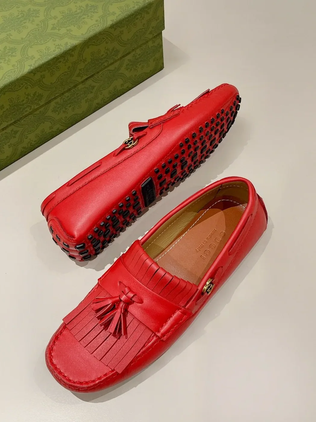 Gucci Loafer With Driver Interlocking G Red for Men