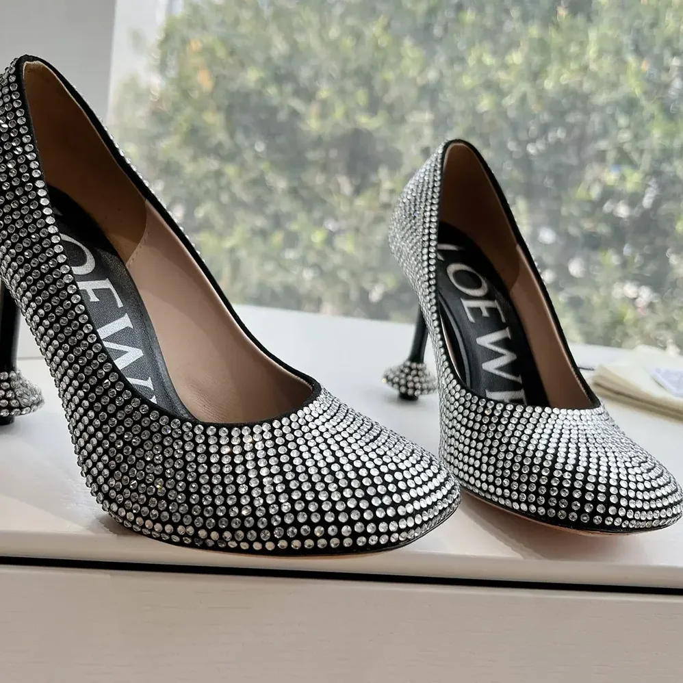 Loewe Toy Pump in Suede and Allover Rhinestones for Women in Black Loewe Toy Pump in Suede and Allover Rhinestones for Women in Black