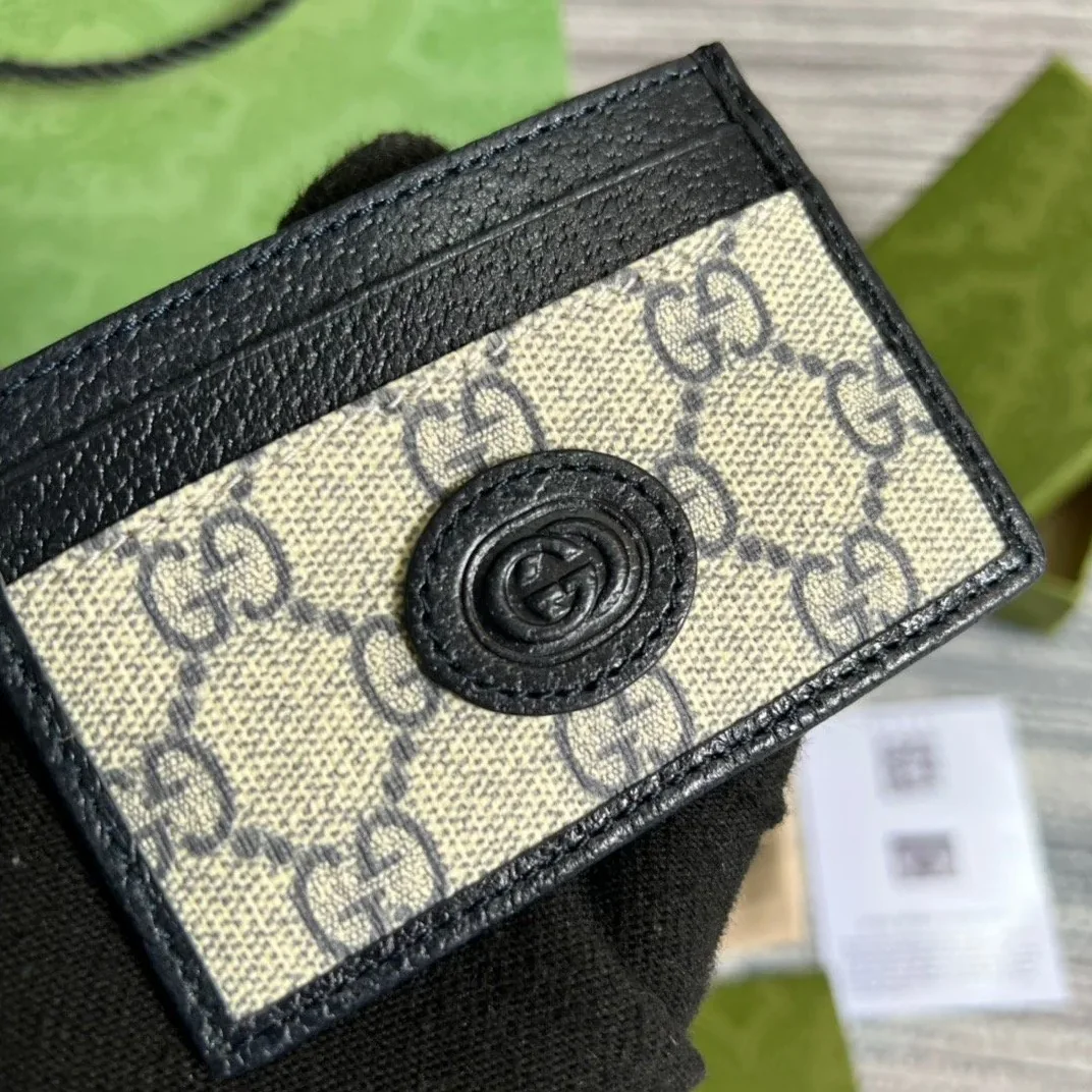 Gucci Card GG Case with Interlocking G Light Grey / Gucci Card GG Case with Interlocking G Light Grey /