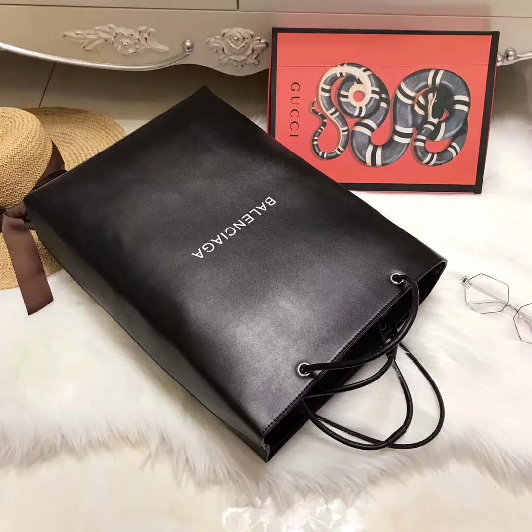 Balenciaga North-South Calfskin Shopping Bag M in Black Balenciaga North-South Calfskin Shopping Bag M in Black