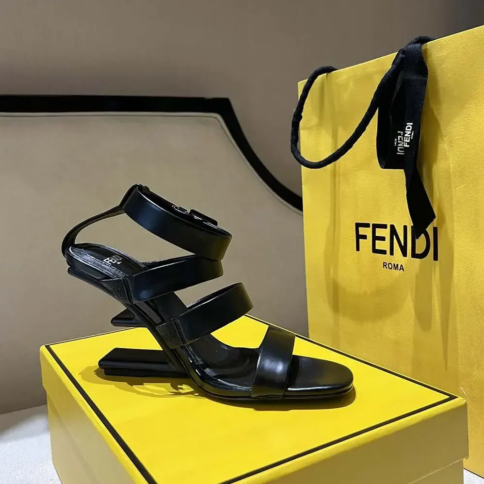 Fendi First Black Leather High for Women in heeled Sandals
