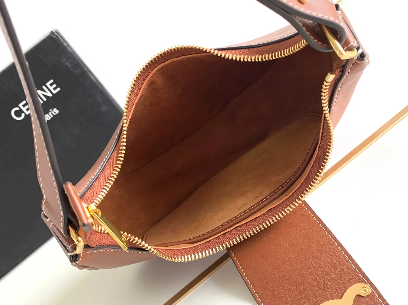 Celine Ava Triomphe Soft Bag Brown / .04LU Celine Ava Triomphe Soft Bag Brown / .04LU
