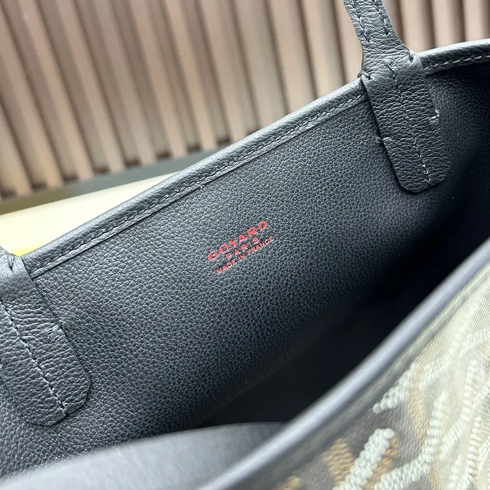 Goyard Anjou Mini Bag for Unisex in Black