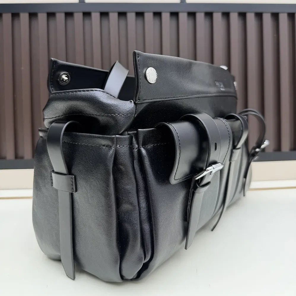 Prada Route Large Leather Tote Bag for Women in Black Prada Route Large Leather Tote Bag for Women in Black