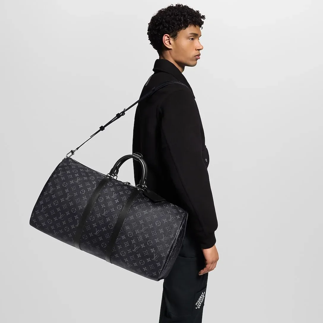 Louis Vuitton Keepall Bandouliere 55 Travel Bag / Black Monogram Eclipse Silver Hardawre Louis Vuitton Keepall Bandouliere 55 Travel Bag / Black Monogram Eclipse Silver Hardawre
