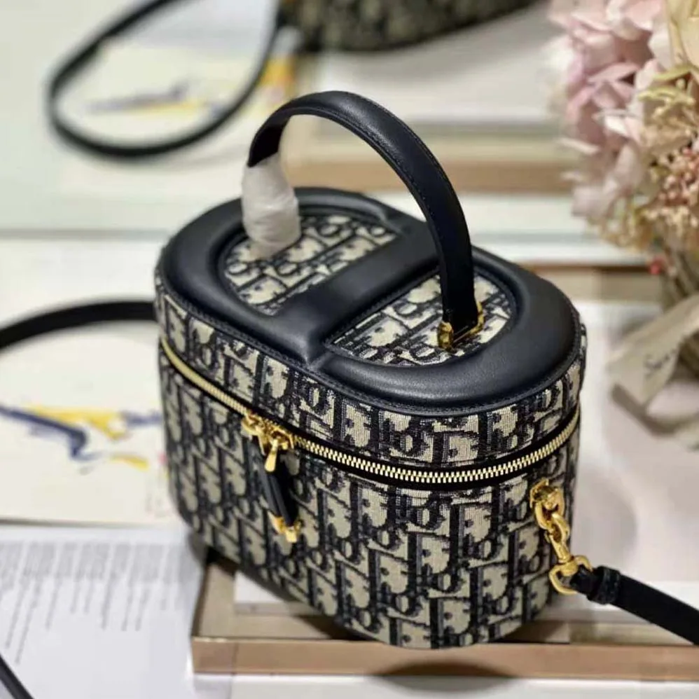 Dior Medium CD Signature Vanity Case Blue Dior Oblique Jacquard for Women Dior Medium CD Signature Vanity Case Blue Dior Oblique Jacquard for Women