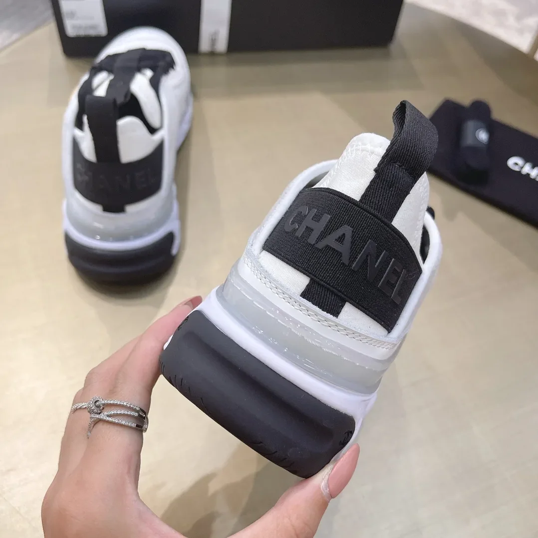 Chanel Sneakers Beige , Shoes / for Women Chanel Sneakers Beige , Shoes / for Women