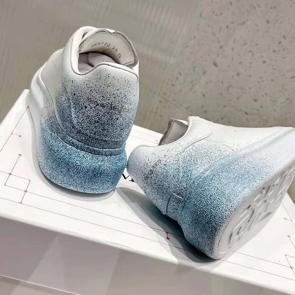 Alexander Mcqueen Oversized Sneaker in White for Women in Blue