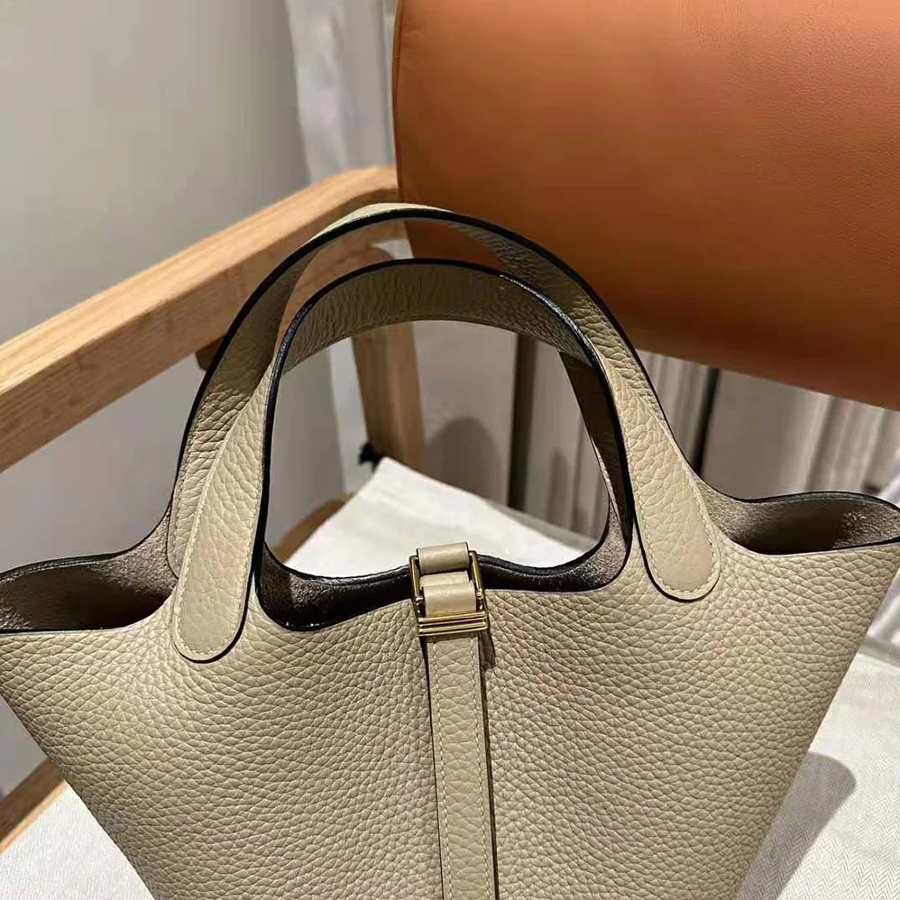 Hermes Picotin Lock 18cm in Clémence leather for Women in Gray