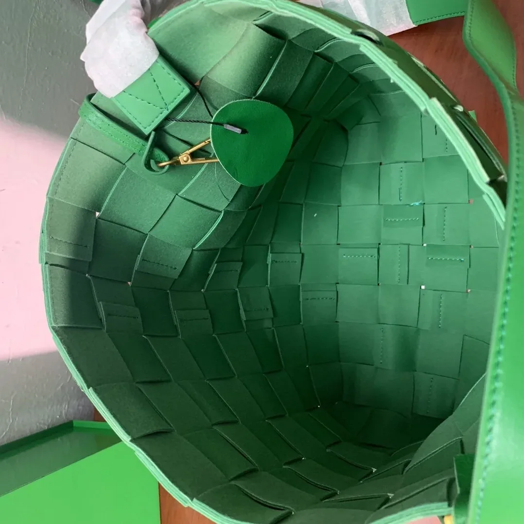 Bottega Veneta Shoulder Bag Nappa Green
