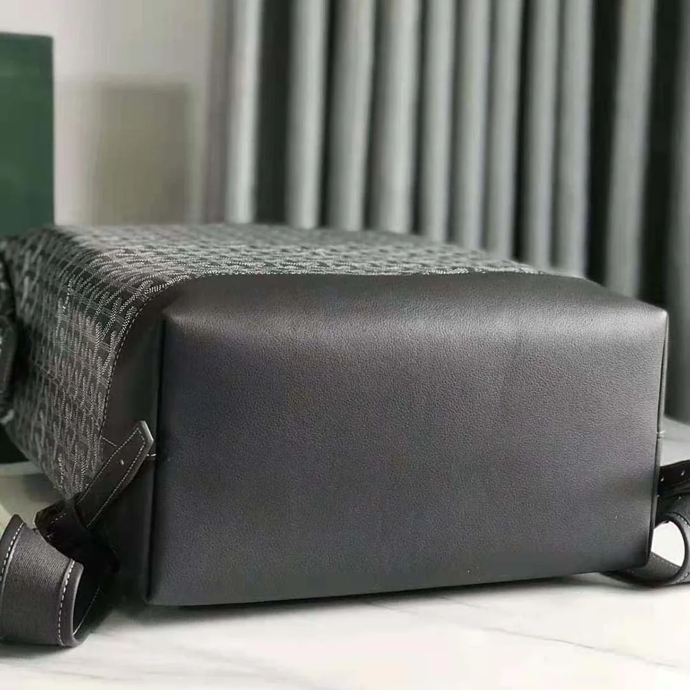 Goyard Sac A Dos Cisalpin in Goyardine Canvas & Chevroches Calfskin for Women in Silver Goyard Sac A Dos Cisalpin in Goyardine Canvas & Chevroches Calfskin for Women in Silver
