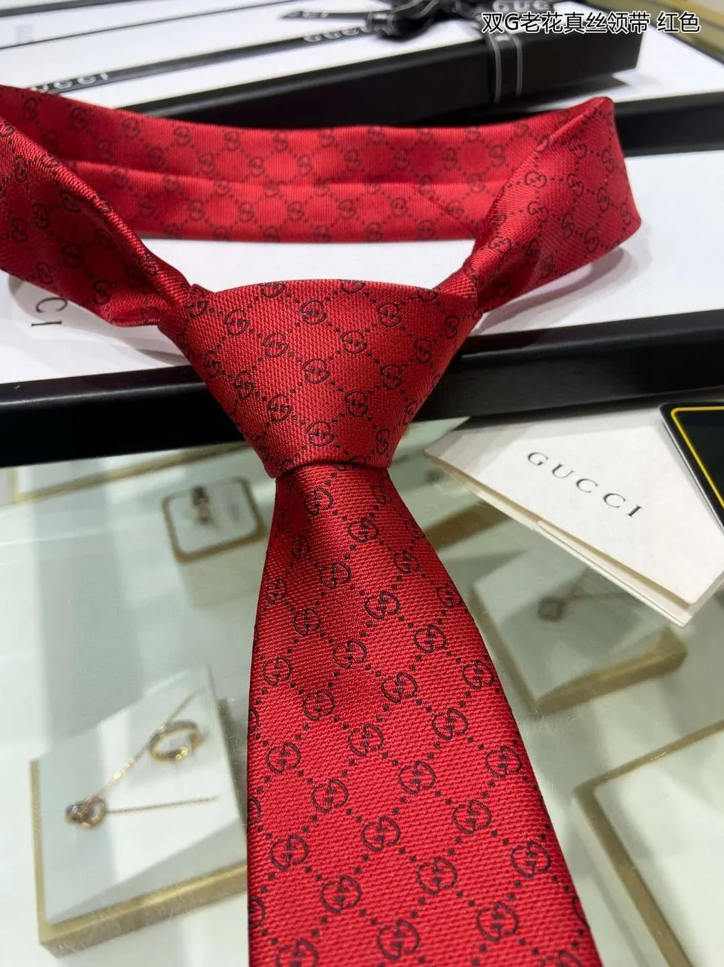 Gucci Pattern Silk Tie Red Gucci Pattern Silk Tie Red
