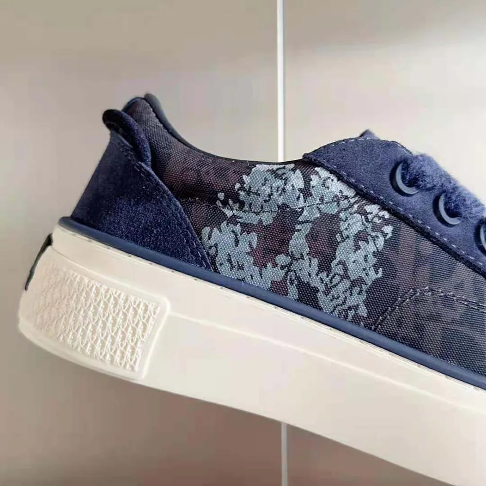 Dior Tears B33 Sneaker Blue Dior Oblique Denim and Peace Sign Dior Tears and Navy Blue Suede for Men Dior Tears B33 Sneaker Blue Dior Oblique Denim and Peace Sign Dior Tears and Navy Blue Suede for Men