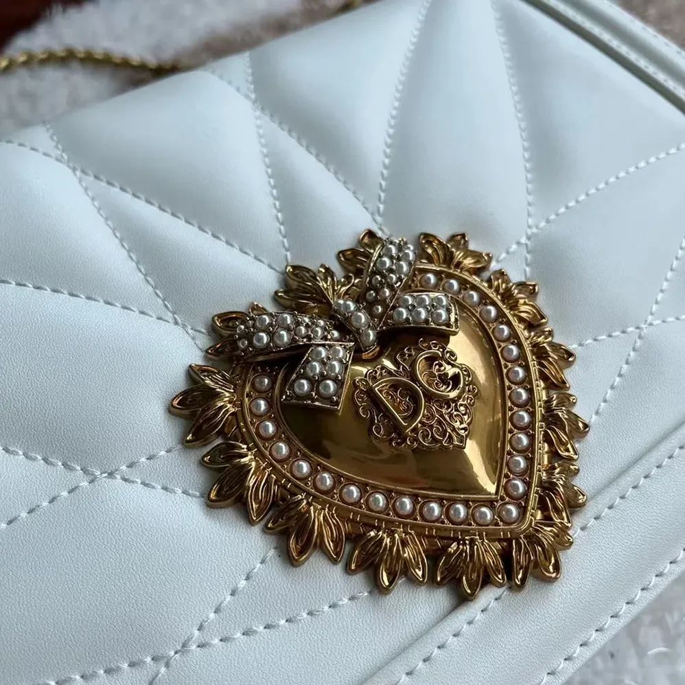 Dolce Gabbana D&G Medium Devotion Bag Quilted Nappa Leather for Women Dolce Gabbana D&G Medium Devotion Bag Quilted Nappa Leather for Women