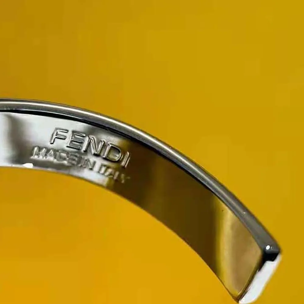 Fendi O'Lock Bracelet Silver for Women in Colored Bracelet Fendi O'Lock Bracelet Silver for Women in Colored Bracelet