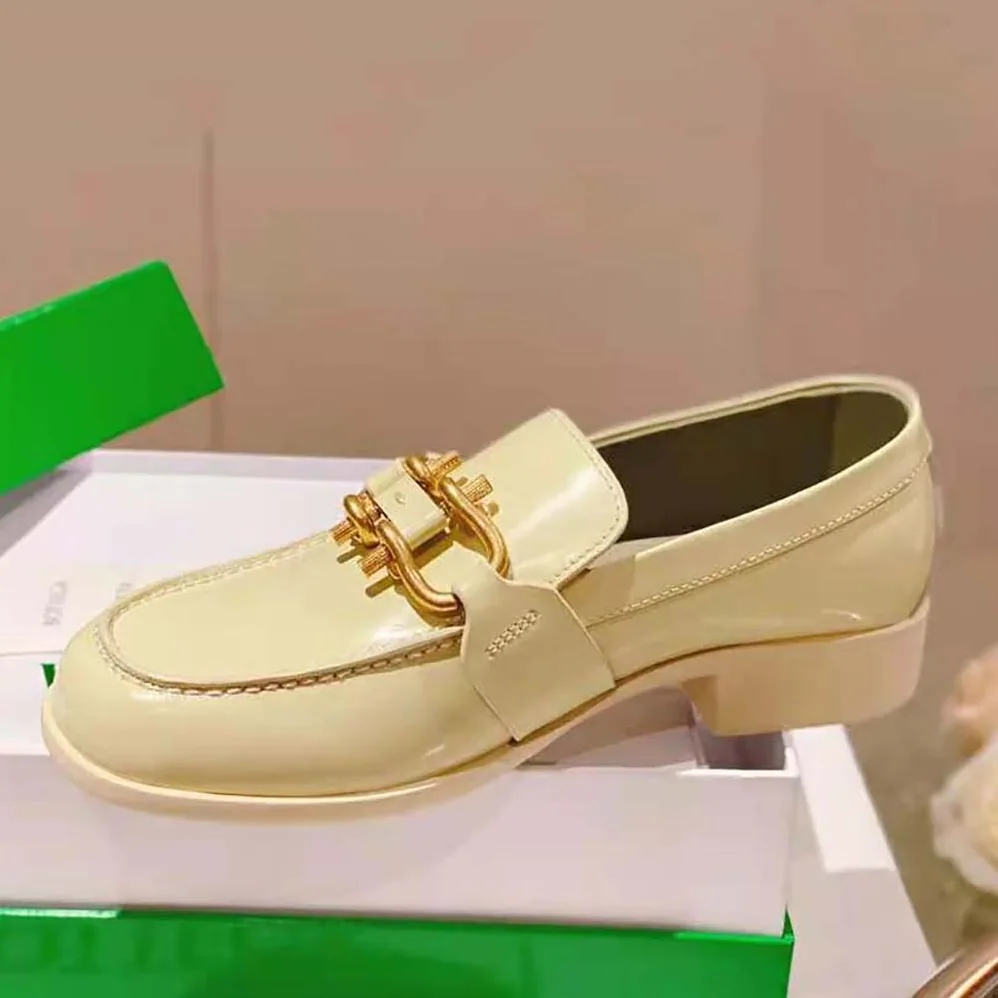 Bottega Veneta Monsieur Loafer in Calfskin Leather for Unisex in Beige Bottega Veneta Monsieur Loafer in Calfskin Leather for Unisex in Beige