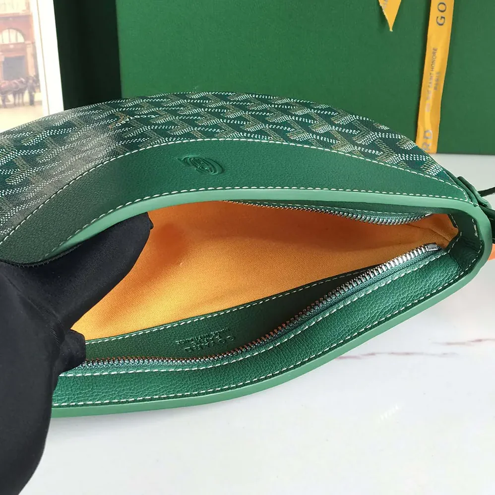 Goyard Hirondelle Bag for Unisex in Green Goyard Hirondelle Bag for Unisex in Green