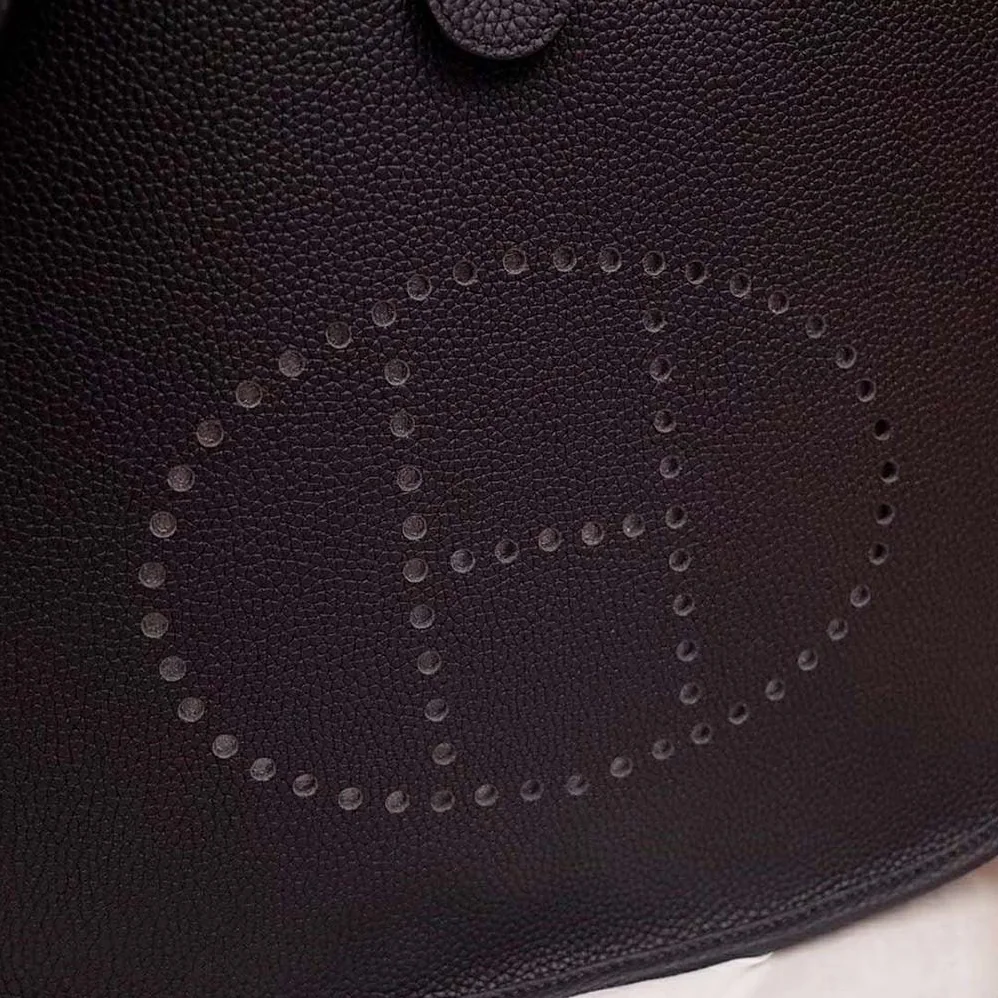 Hermes Evelyne III 33 Bag for Women in Black Hermes Evelyne III 33 Bag for Women in Black