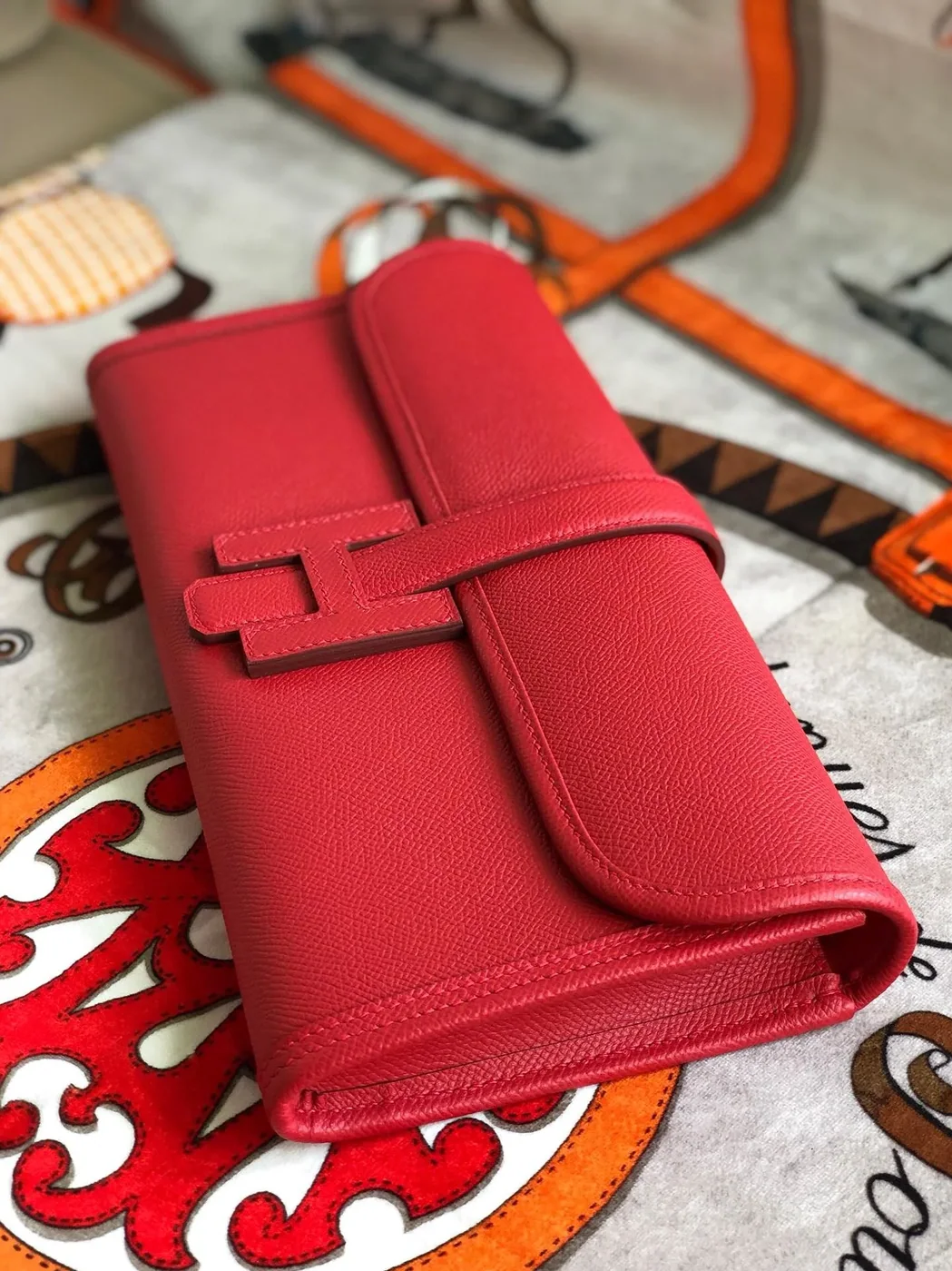 Hermes Jige Elan 29 Clutch Wallet in Red Hermes Jige Elan 29 Clutch Wallet in Red