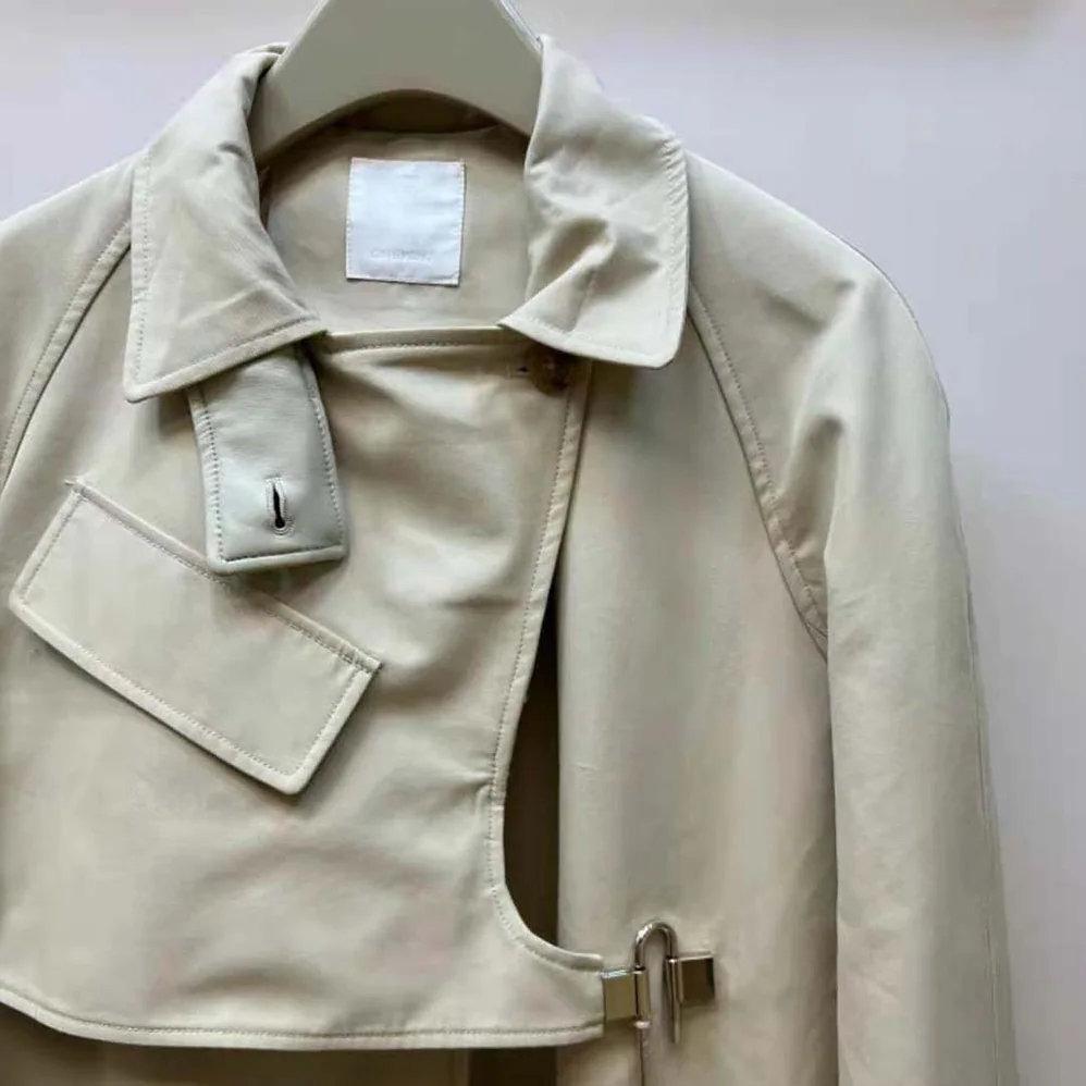 Givenchy Trench Coat in Cotton Twill with U-lock Buckle for Women in Light Beige