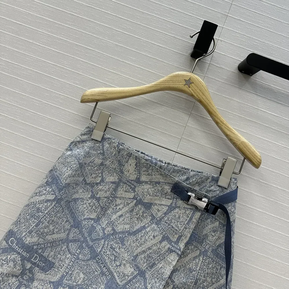 Dior Skort White and Chambray Blue Jacquard Technical Taffeta with Plan de Paris Motif for Women Dior Skort White and Chambray Blue Jacquard Technical Taffeta with Plan de Paris Motif for Women