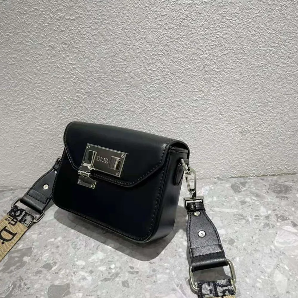 Dior Messenger Pouch Black Smooth Calfskin for Men