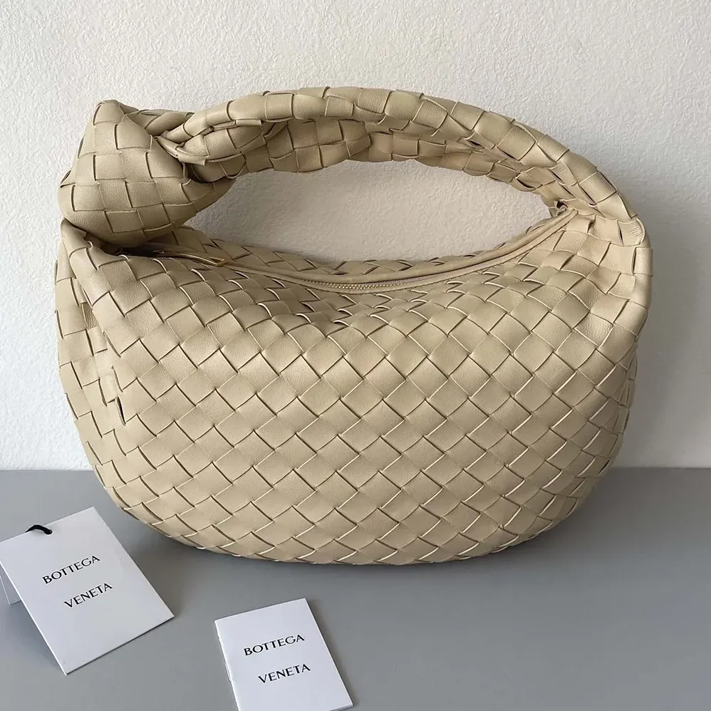 Bottega Veneta Small Jodie for Women in Natural