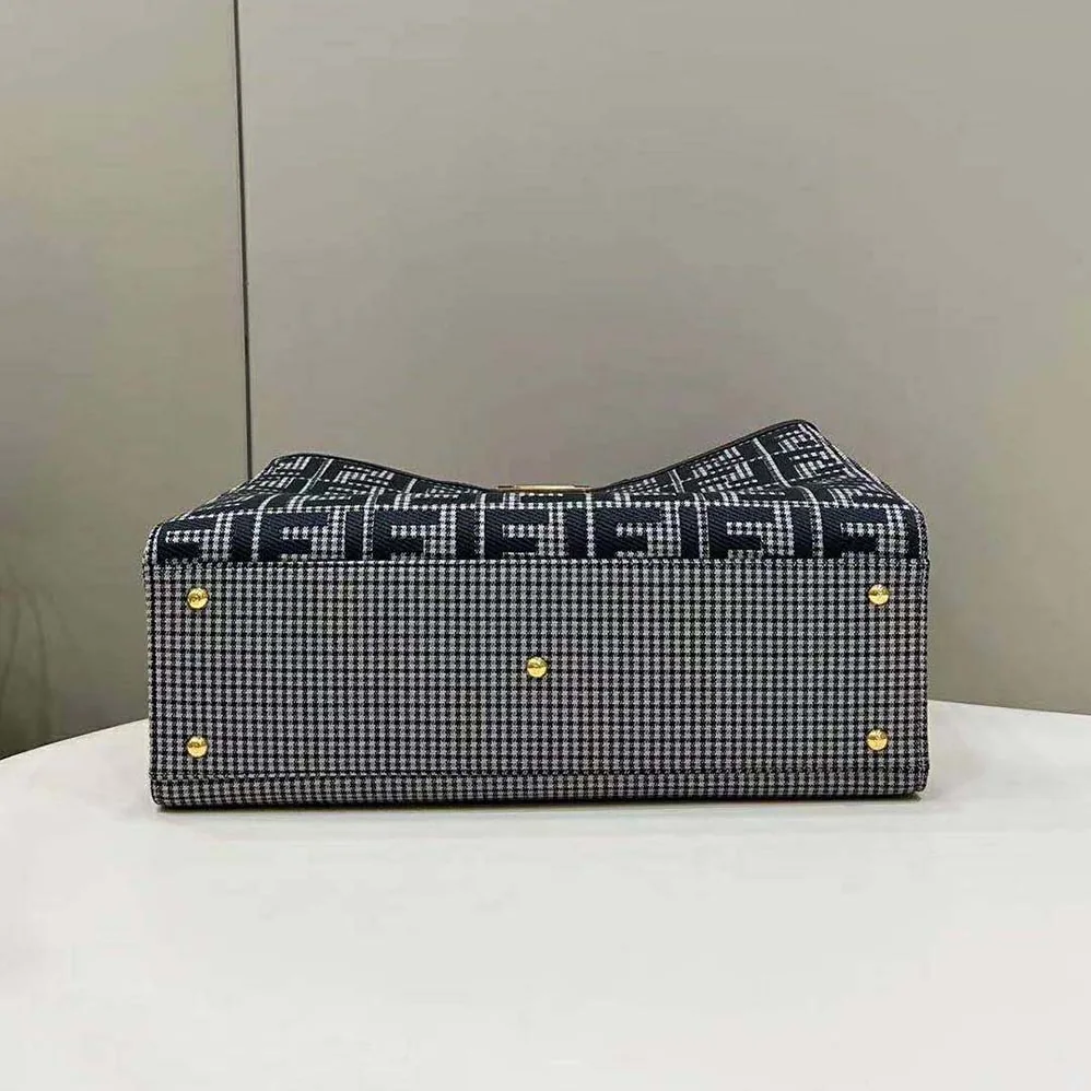 Fendi X-Tote Gray Houndstooth Wool Shopper with FF Embroidery for Women Fendi X-Tote Gray Houndstooth Wool Shopper with FF Embroidery for Women