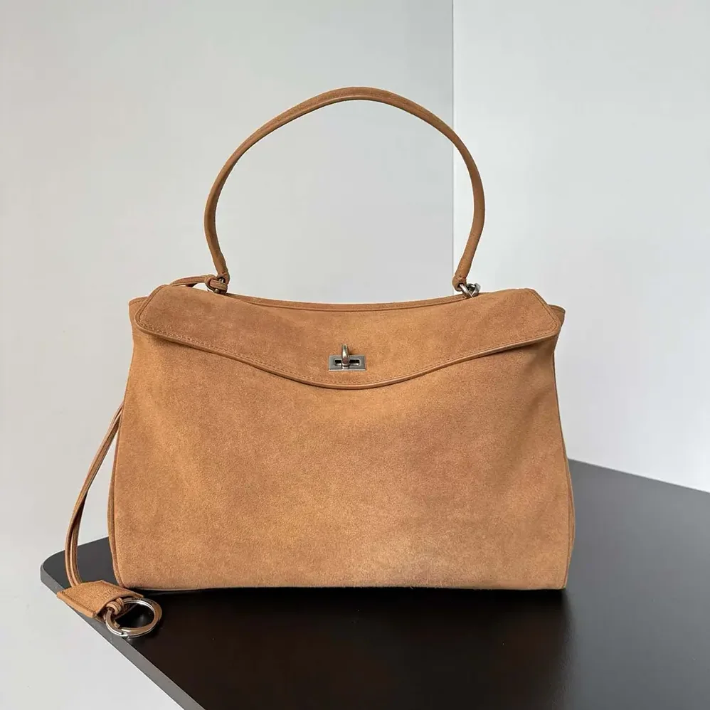 Balenciaga Rodeo Handbag Medium In Camel for Women in Brown Balenciaga Rodeo Handbag Medium In Camel for Women in Brown