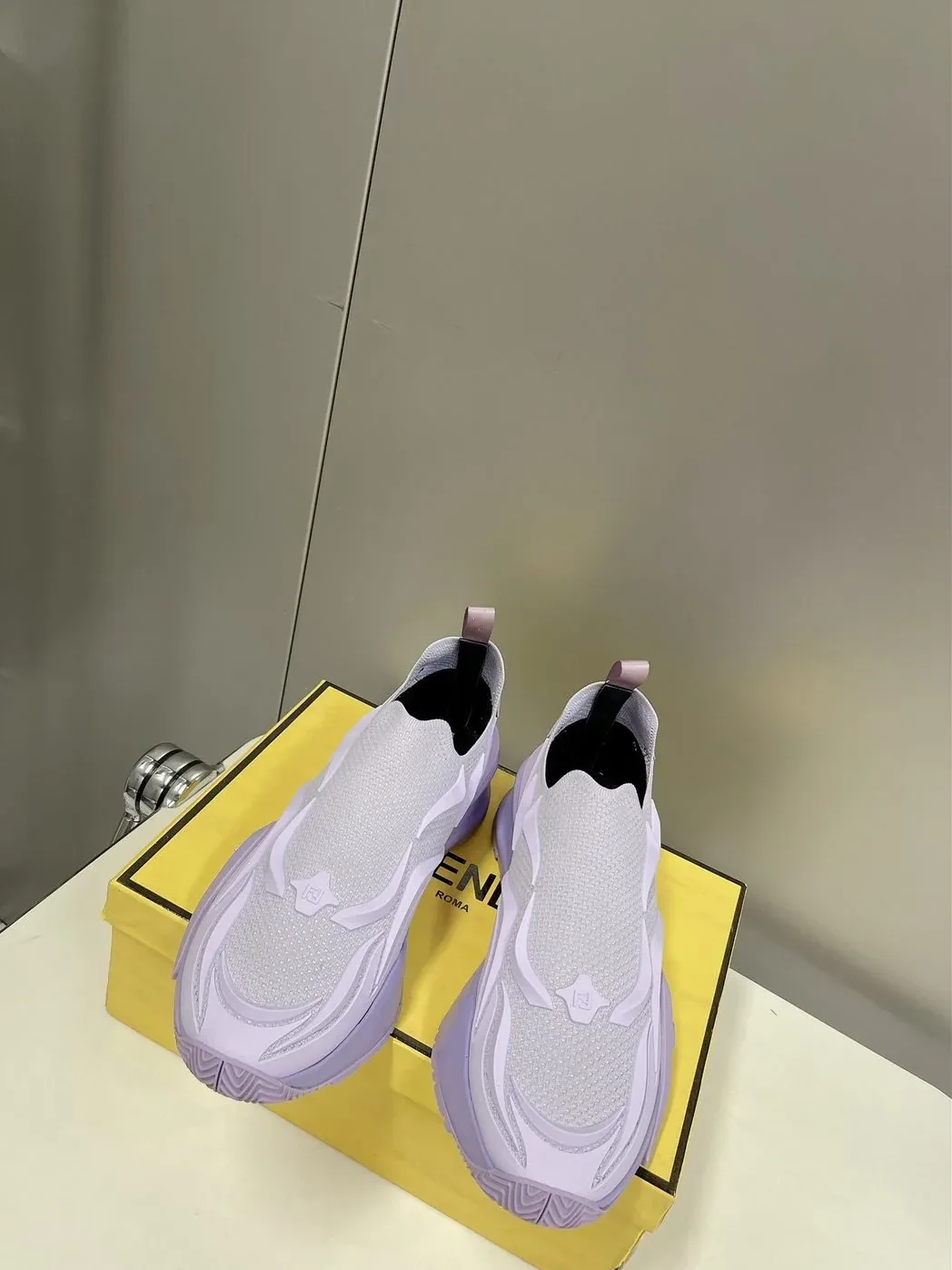 Fendi Low Trainers Sneakers Violet Fendi Low Trainers Sneakers Violet