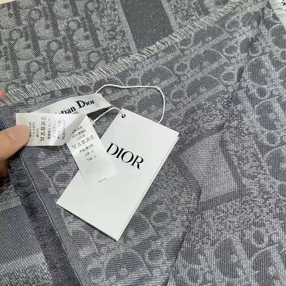Dior Oblique Shawl Gray Silk Blend with Metallic Thread for Unisex Dior Oblique Shawl Gray Silk Blend with Metallic Thread for Unisex