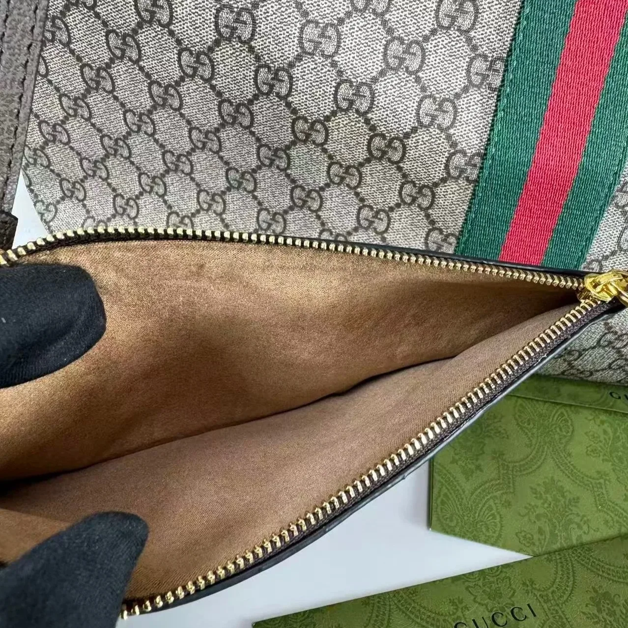 Gucci Ophidia Large Tote Bag in Beige Gold Hardware Gucci Ophidia Large Tote Bag in Beige Gold Hardware