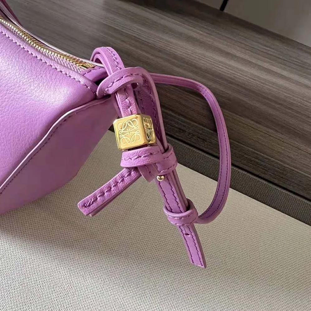 Loewe Mini Hammock Hobo Bag in Classic Calfskin for Women in Rose Loewe Mini Hammock Hobo Bag in Classic Calfskin for Women in Rose