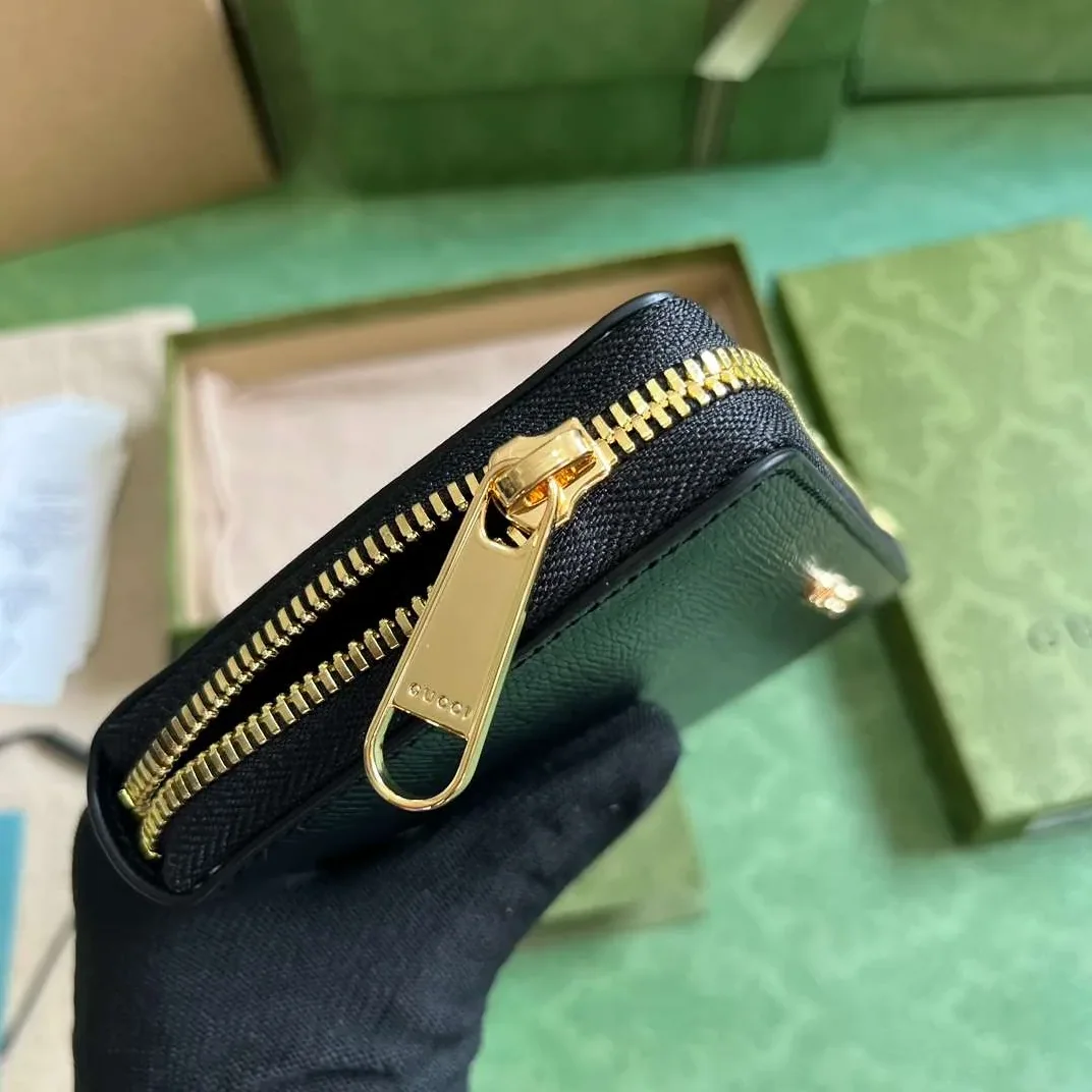 Gucci Zip Around Wallet With Script Black / Gucci Zip Around Wallet With Script Black /