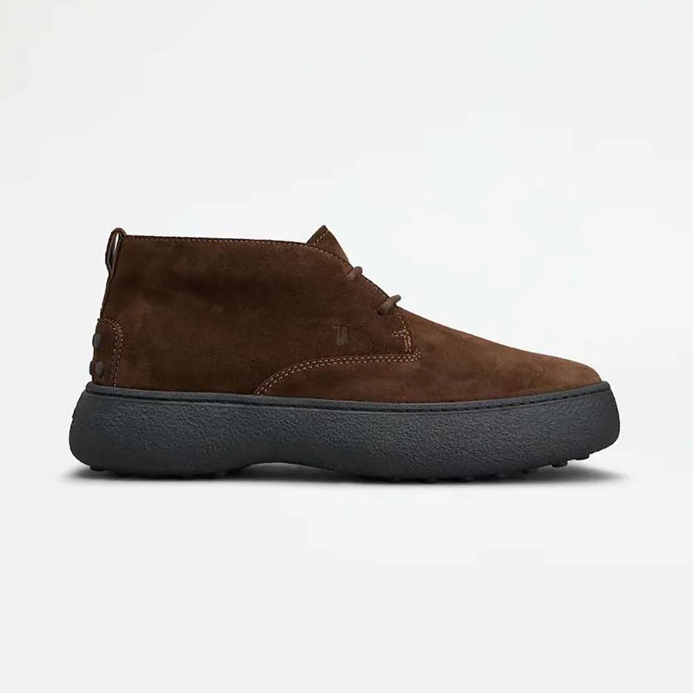 Tod's W. G. Desert Boots in Suede for Men in Chocolate