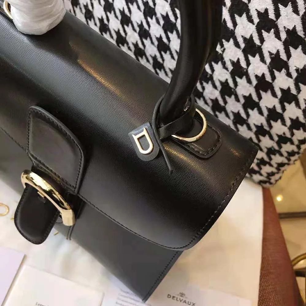 Delvaux Brillant Mini in Box Calf for Women in Black Delvaux Brillant Mini in Box Calf for Women in Black