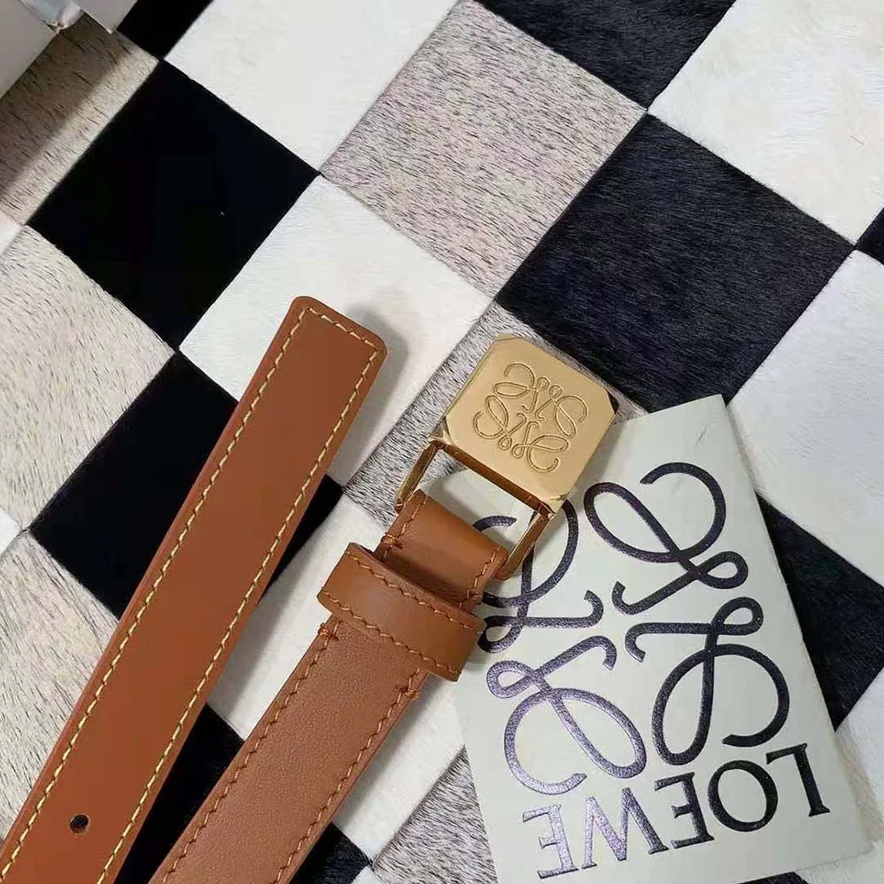 Loewe Amazona Padlock Belt in Smooth Calfskin for Women in Brown Loewe Amazona Padlock Belt in Smooth Calfskin for Women in Brown