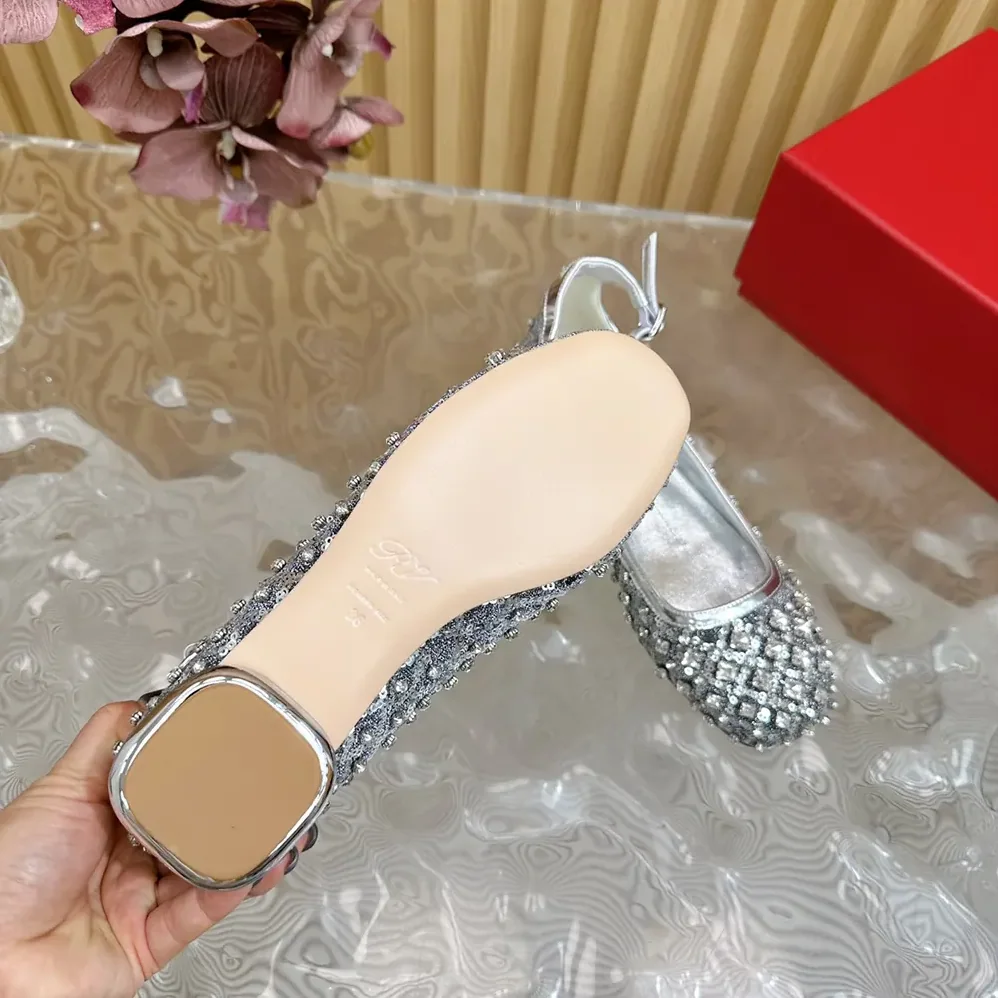 Roger Vivier Viv' Podium Ballerinas in Sequins for Women Roger Vivier Viv' Podium Ballerinas in Sequins for Women