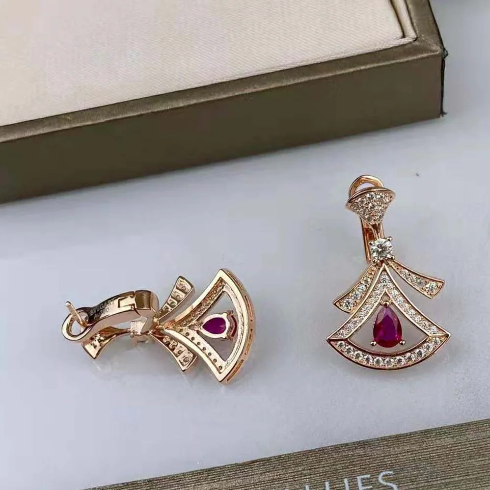 Bvlgari DIVAS' DREAM 18 KT Rose Gold Openwork Earrings for Women