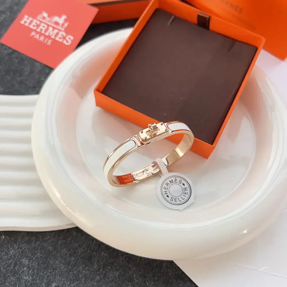 Hermes Mini Clic Kelly Bracelet for Unisex in White