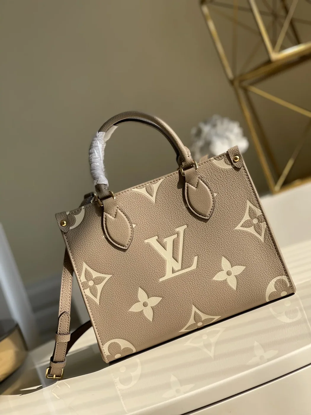 Louis Vuitton Handle Bag Light in Brown Louis Vuitton Handle Bag Light in Brown