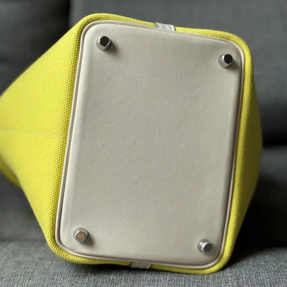 Hermes Picotin Lock 18 Pockets in Goeran Canvas Leather for Women in Yellow