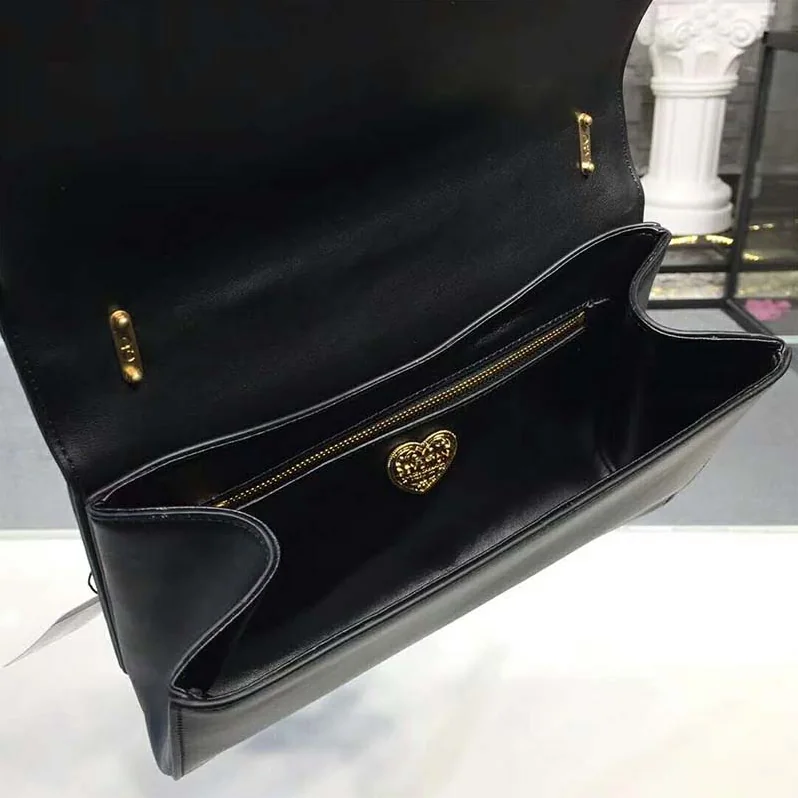 Dolce Gabbana D&G Medium Devotion Bag Quilted Nappa Leather for Women in Black Dolce Gabbana D&G Medium Devotion Bag Quilted Nappa Leather for Women in Black