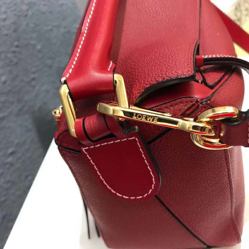 Loewe Puzzle Small Bag in Classic Calf Leather for Women in Red Loewe Puzzle Small Bag in Classic Calf Leather for Women in Red
