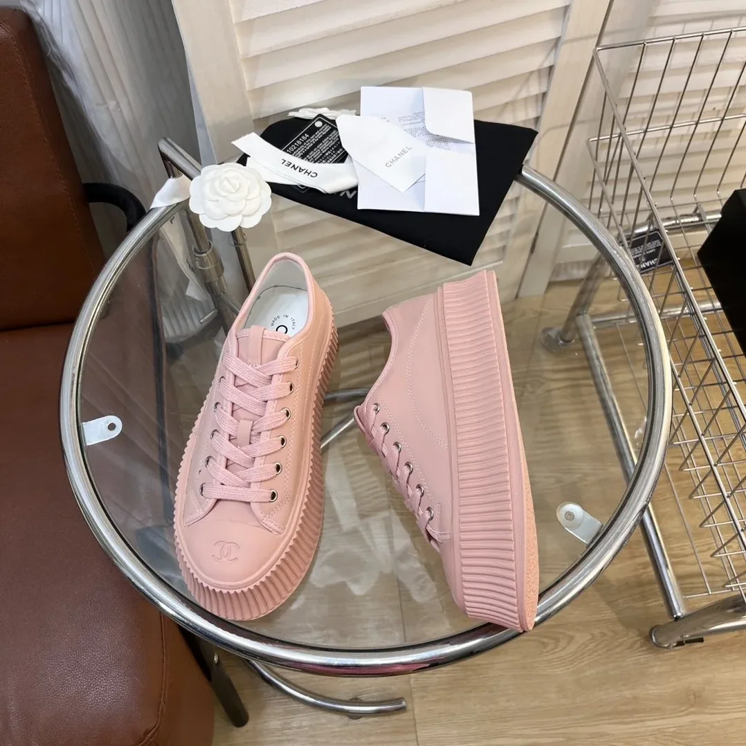 Chanel Gutdzu Sneakers Pink