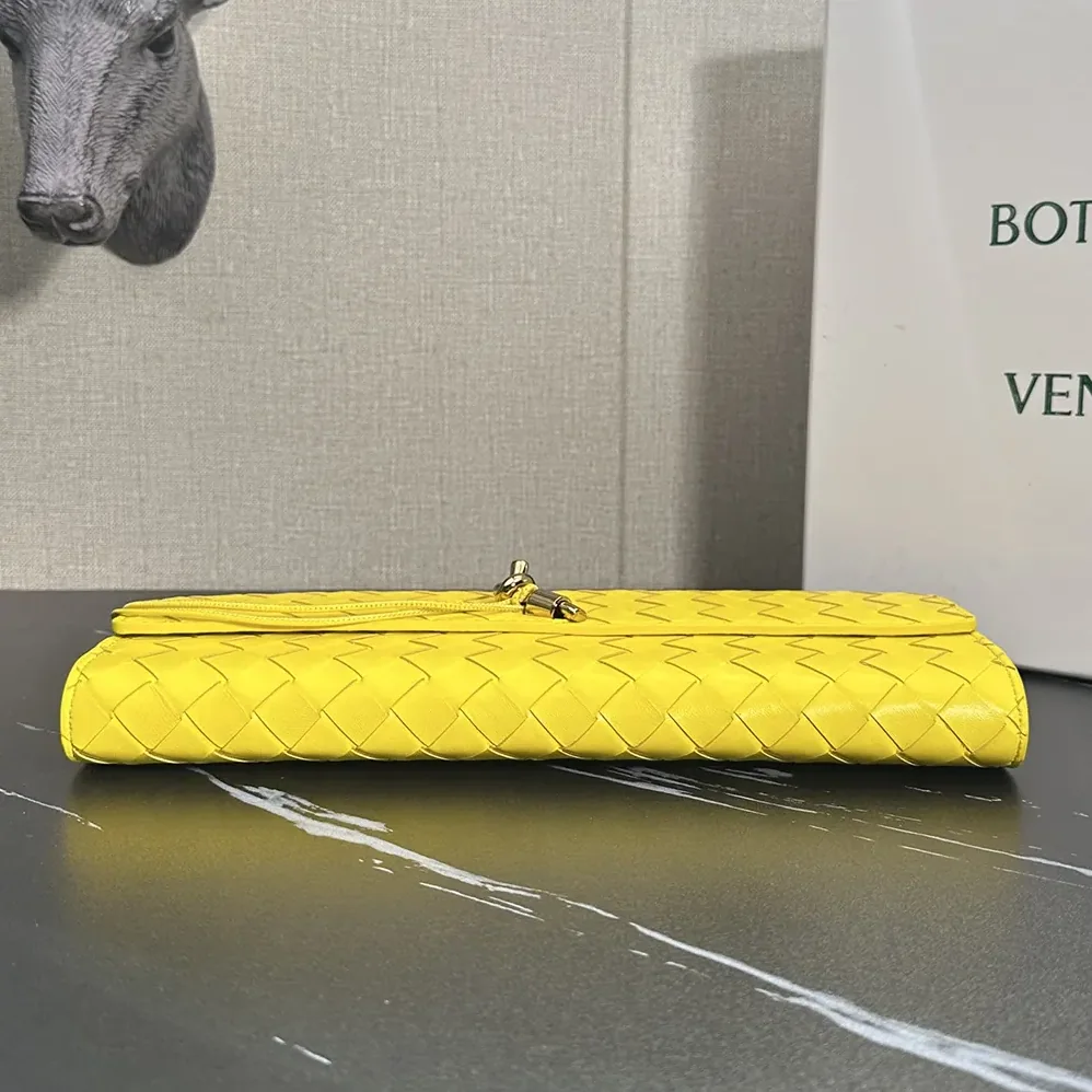 Bottega Veneta Andiamo Clutch in Intrecciato Leather for Women in Yellow Bottega Veneta Andiamo Clutch in Intrecciato Leather for Women in Yellow