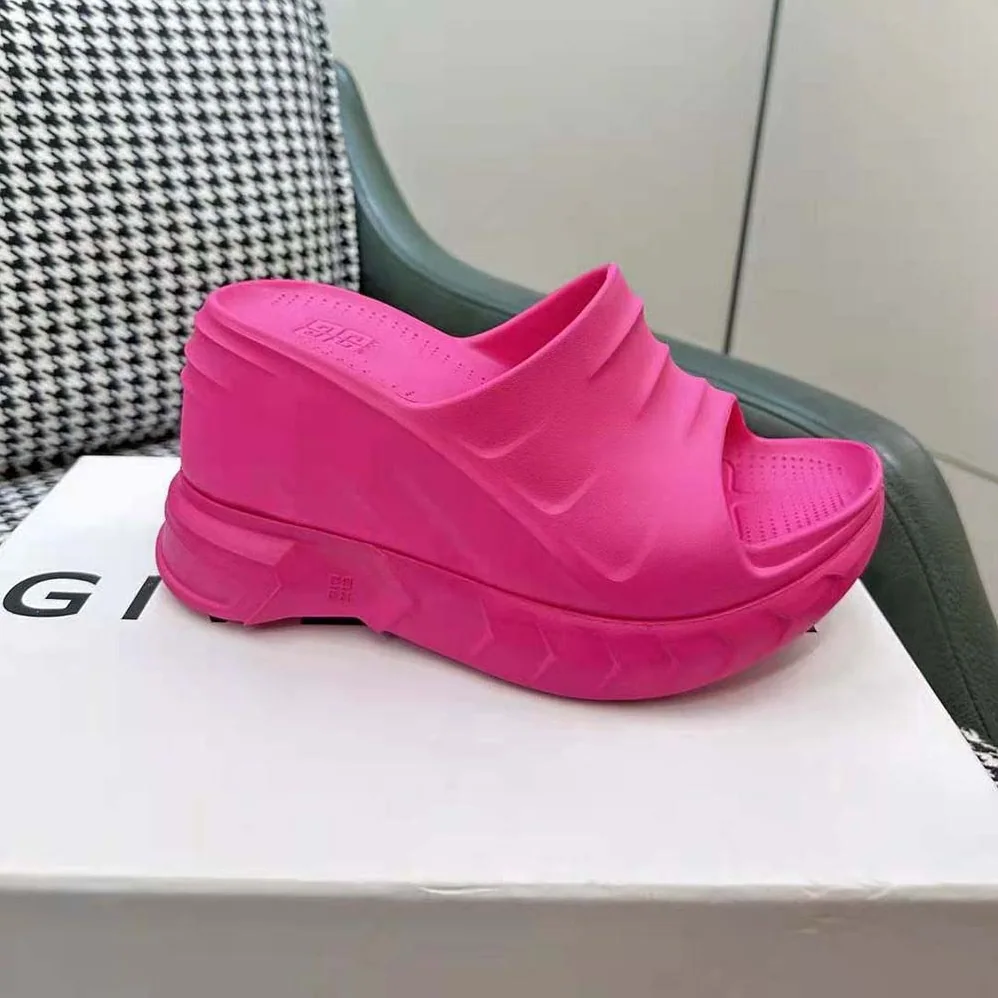 Givenchy Marshmallow Wedge Sandals in Rubber for Women in Pink