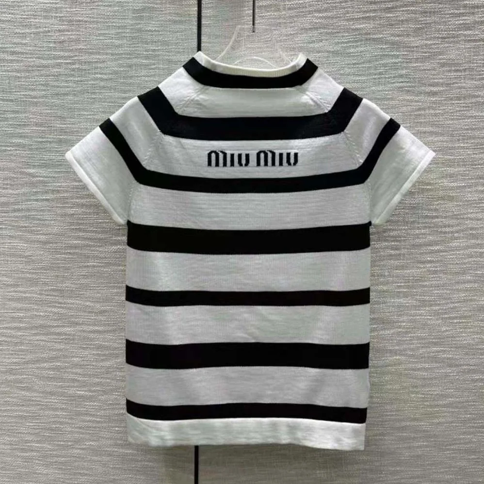 Miu Miu Cashmere and Silk Turtleneck Sweater for Women in White