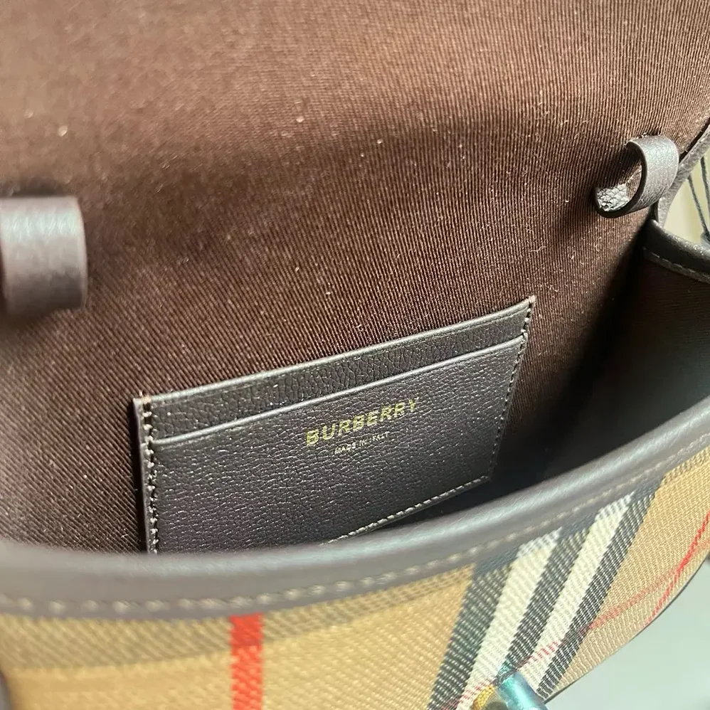 Burberry Highlands Crossbody Bag for Women Burberry Highlands Crossbody Bag for Women